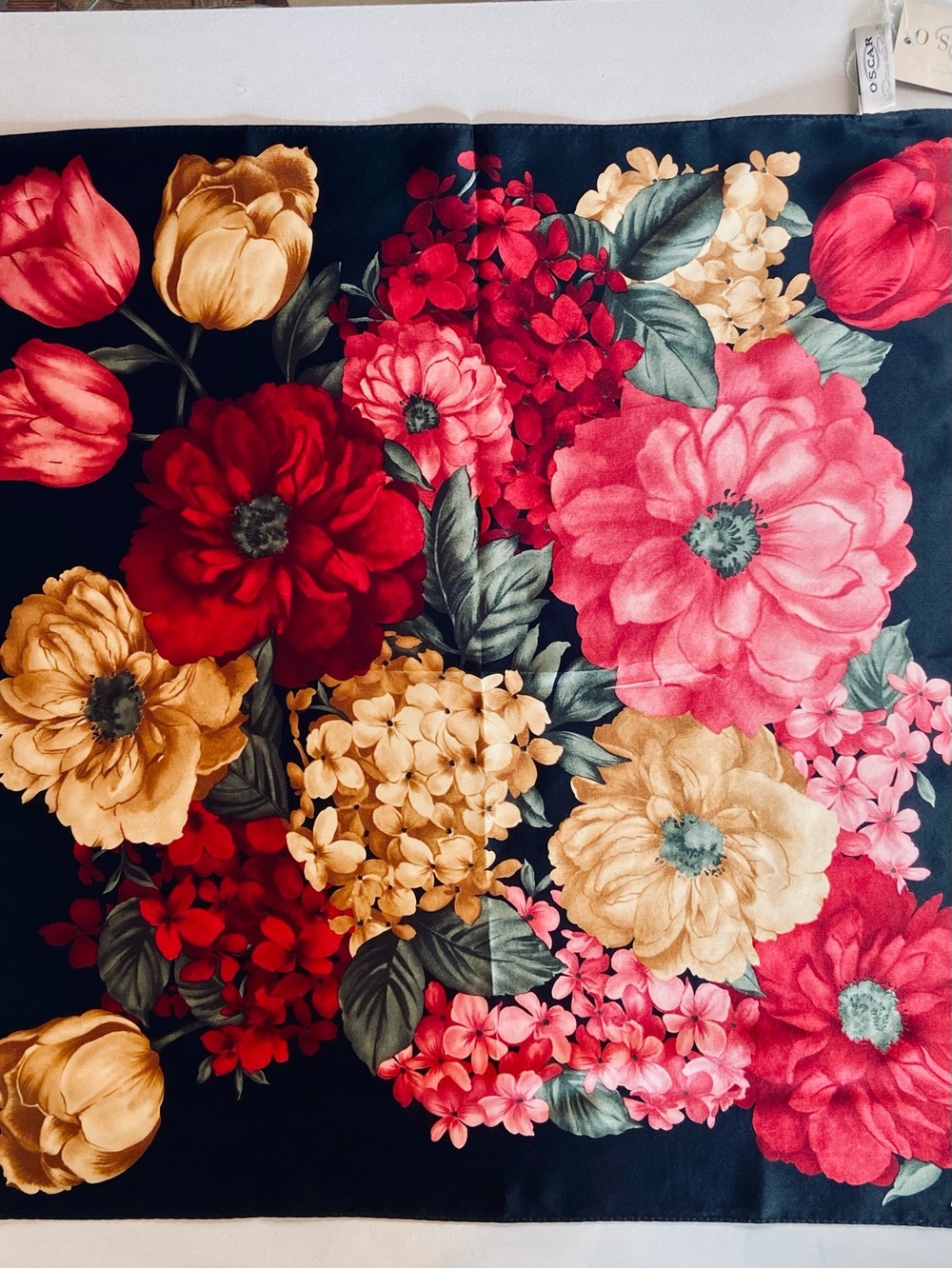 NWT Set of 2 Oscar de la Renta Floral Square Silk Scarves Red Pink Gold Black